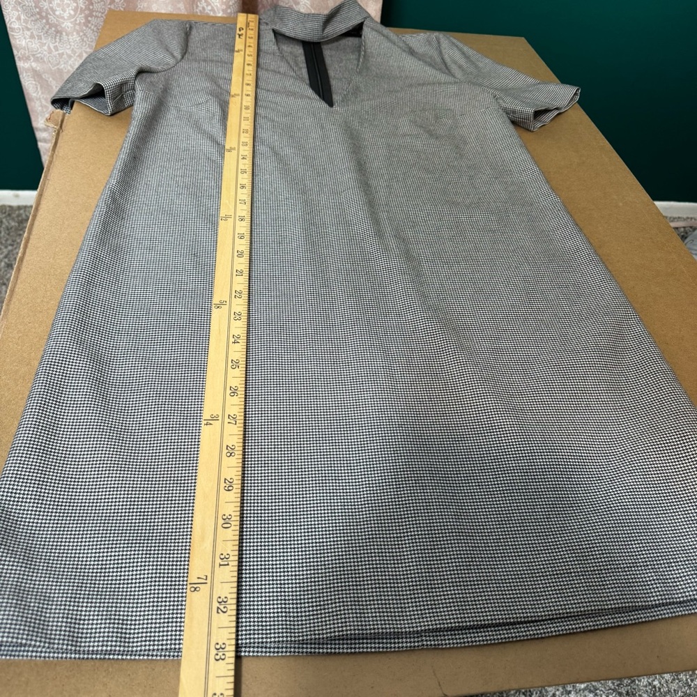 Zara Dress V-Neck Chocker Cutout Neckline Short Sleeve Micro Houndstooth Pattern - Picture 5 of 10